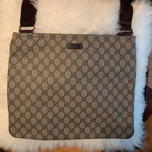 Gucci shoulder/messenger bag - Picture 2 of 3
